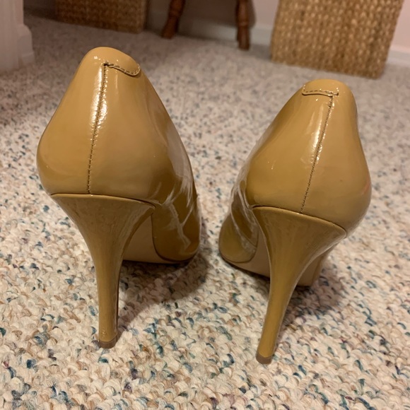 Steve Madden Heels - Picture 2 of 8